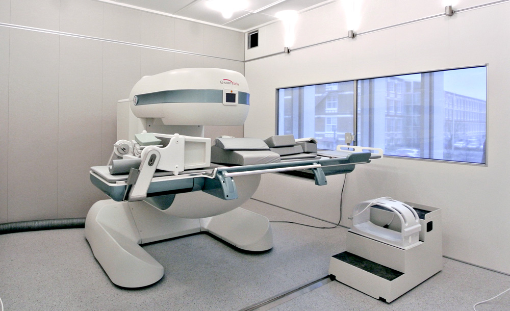 MRI room by Emp-tronic